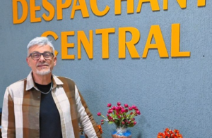 Posso licenciar um veículo com multas?